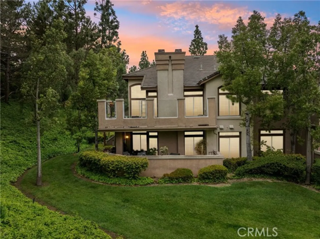 Northern California Real Estate | View 121 Montara Drive | 2 Beds, 2 Baths