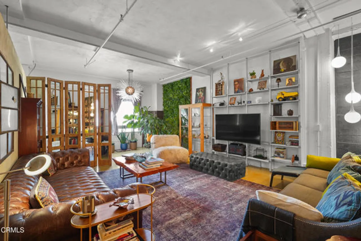 Northern California Real Estate | View 849 Broadway, M11 | Listing