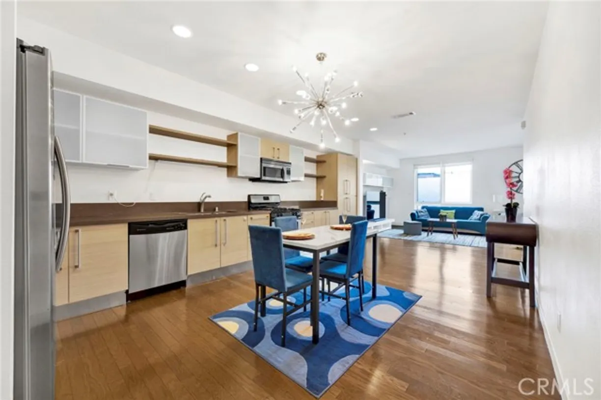 Northern California Real Estate | View 1234 Wilshire Boulevard, 213 | 1 Bed, 1 Bath