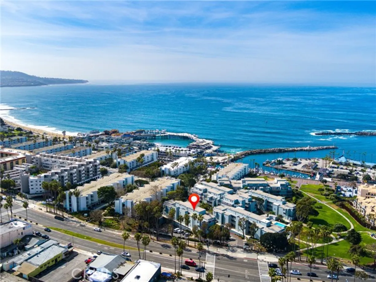 Northern California Real Estate | View 210 The Village, 202 | 2 Beds, 2 Baths