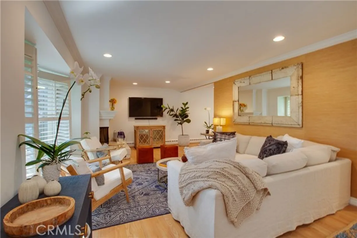 Northern California Real Estate | View 11773 Sunset Boulevard | Listing