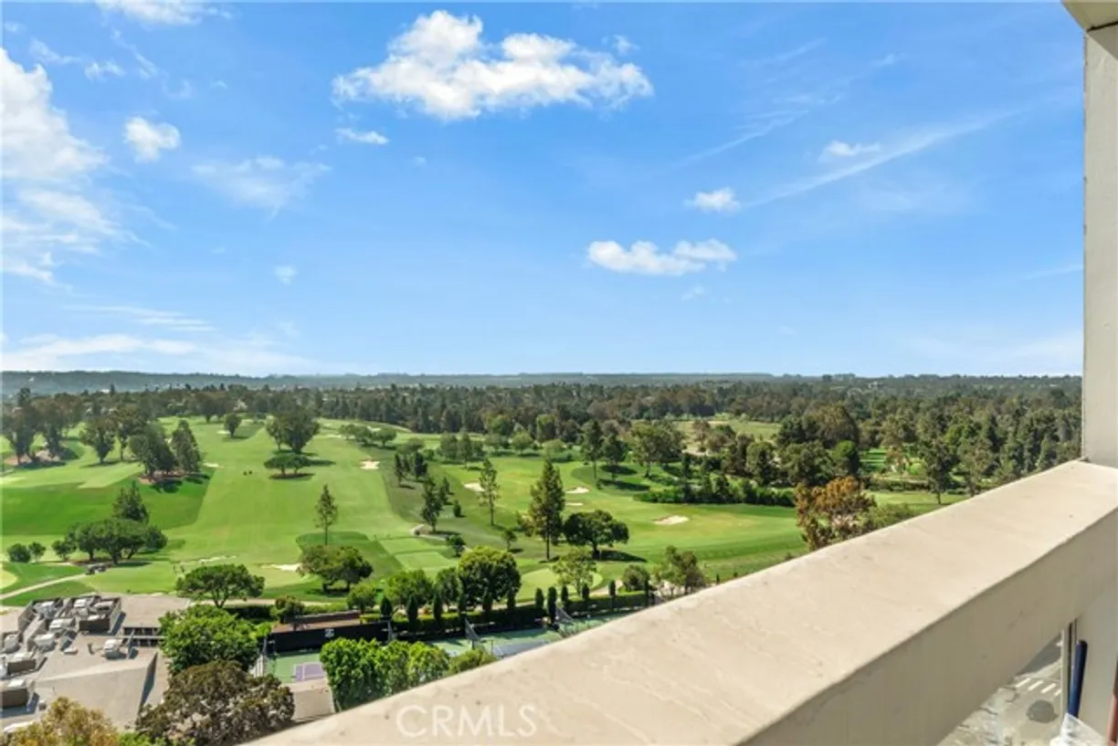Northern California Real Estate | View 2222 Avenue Of The Stars, 1401E | 3 Beds, 3 Baths