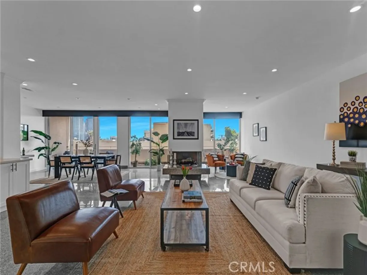Northern California Real Estate | View 1333 Beverly Glen Boulevard, 402 | 2 Beds, 2 Baths