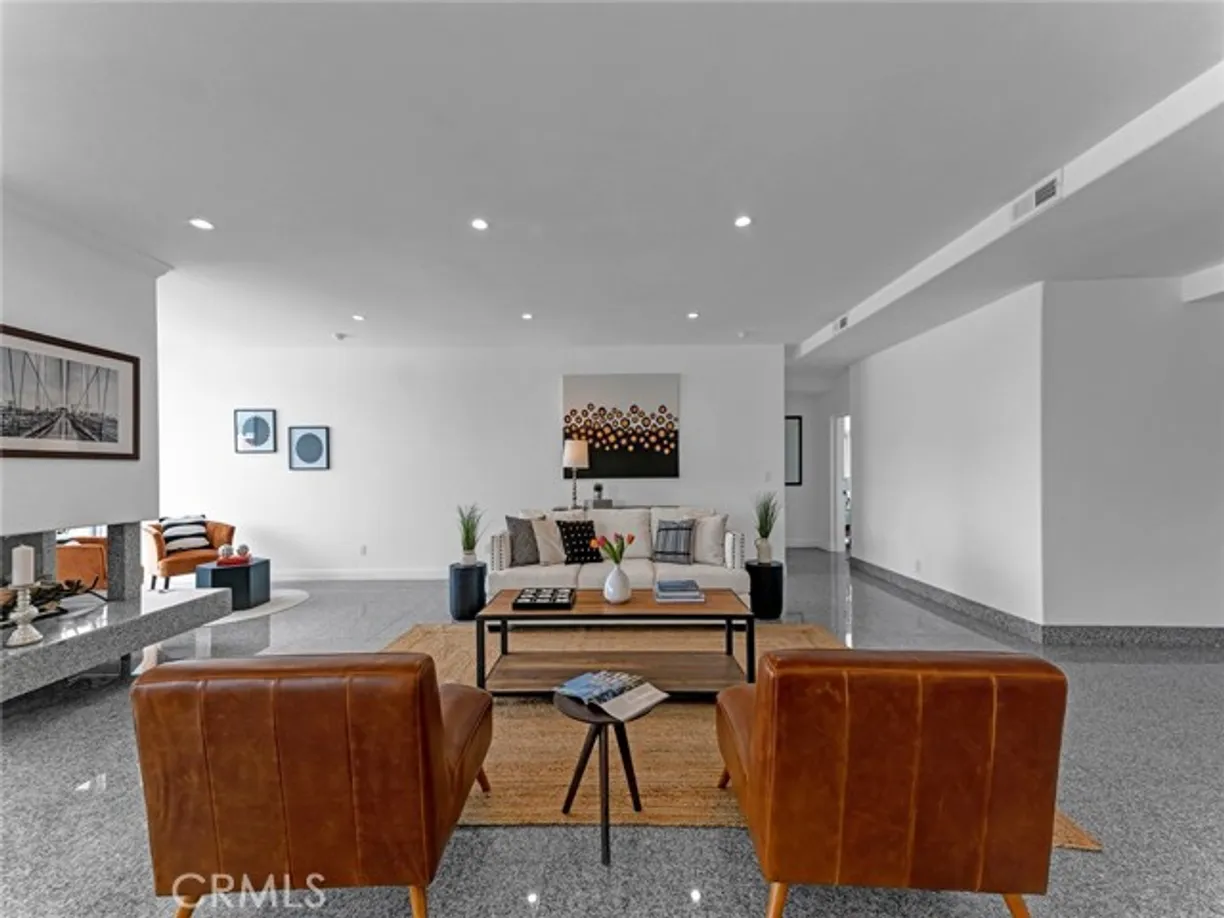 Northern California Real Estate | View 1333 Beverly Glen Boulevard, 402 | Listing