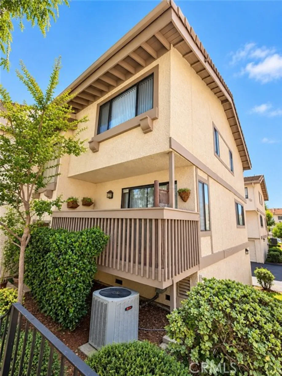26009 Alizia Canyon #E, Calabasas, CA 91302 Property for sale