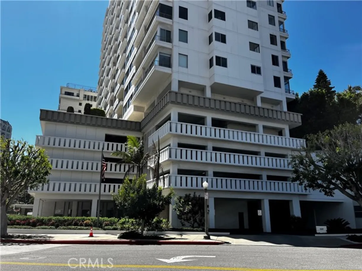 Northern California Real Estate | View 10501 Wilshire Boulevard, 903 | 1 Bed, 1 Bath