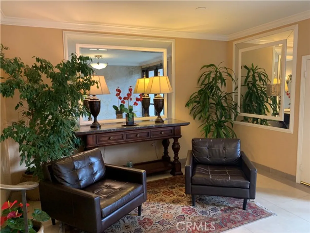 Northern California Real Estate | View 1250 Beverly Glen Boulevard, 205 | Listing
