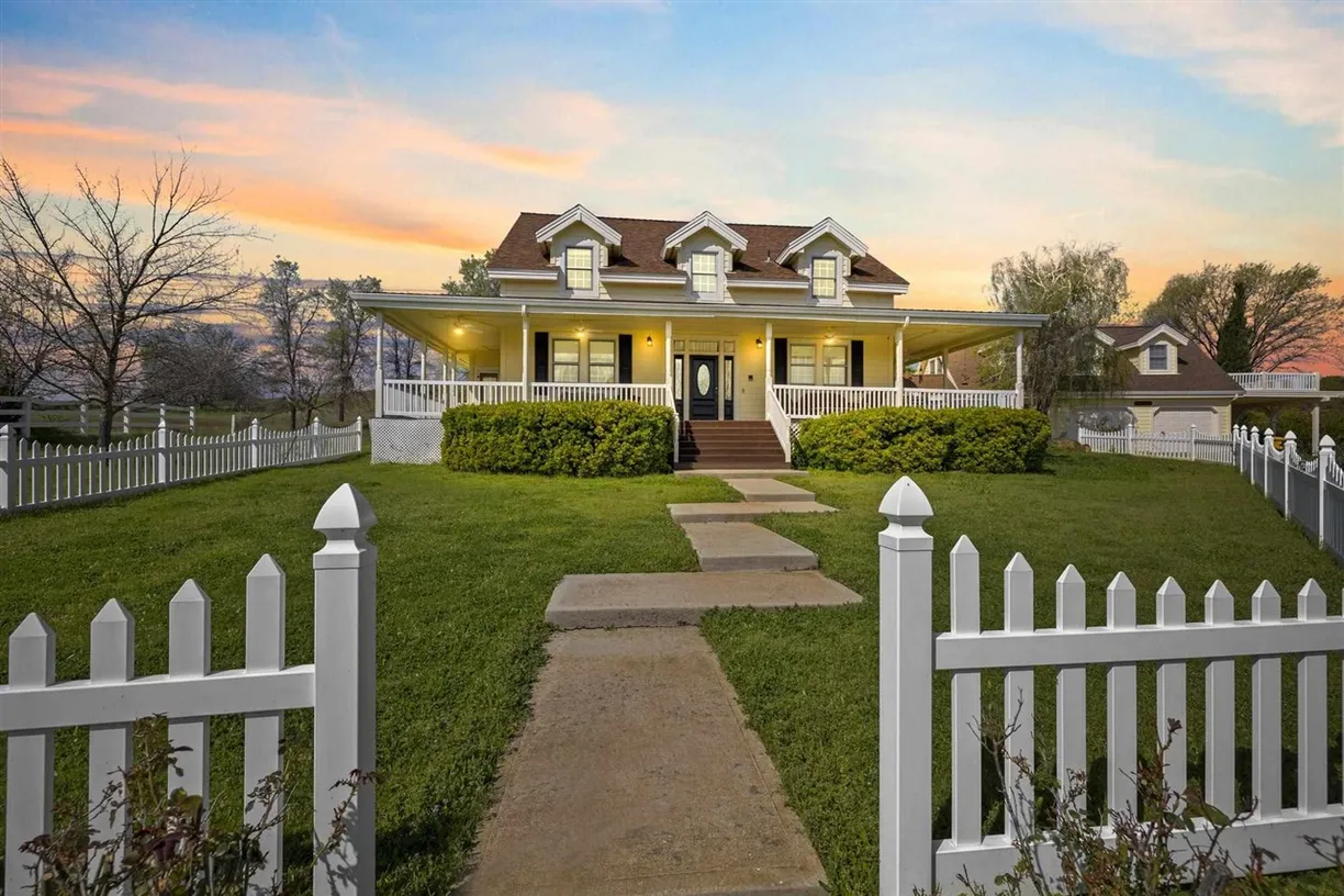 Northern California Real Estate | View Jamestown | Listing