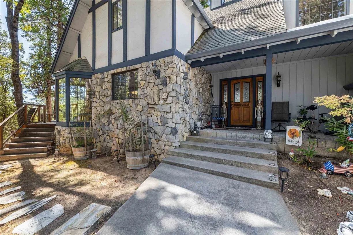 Northern California Real Estate | View Lakewood | Listing
