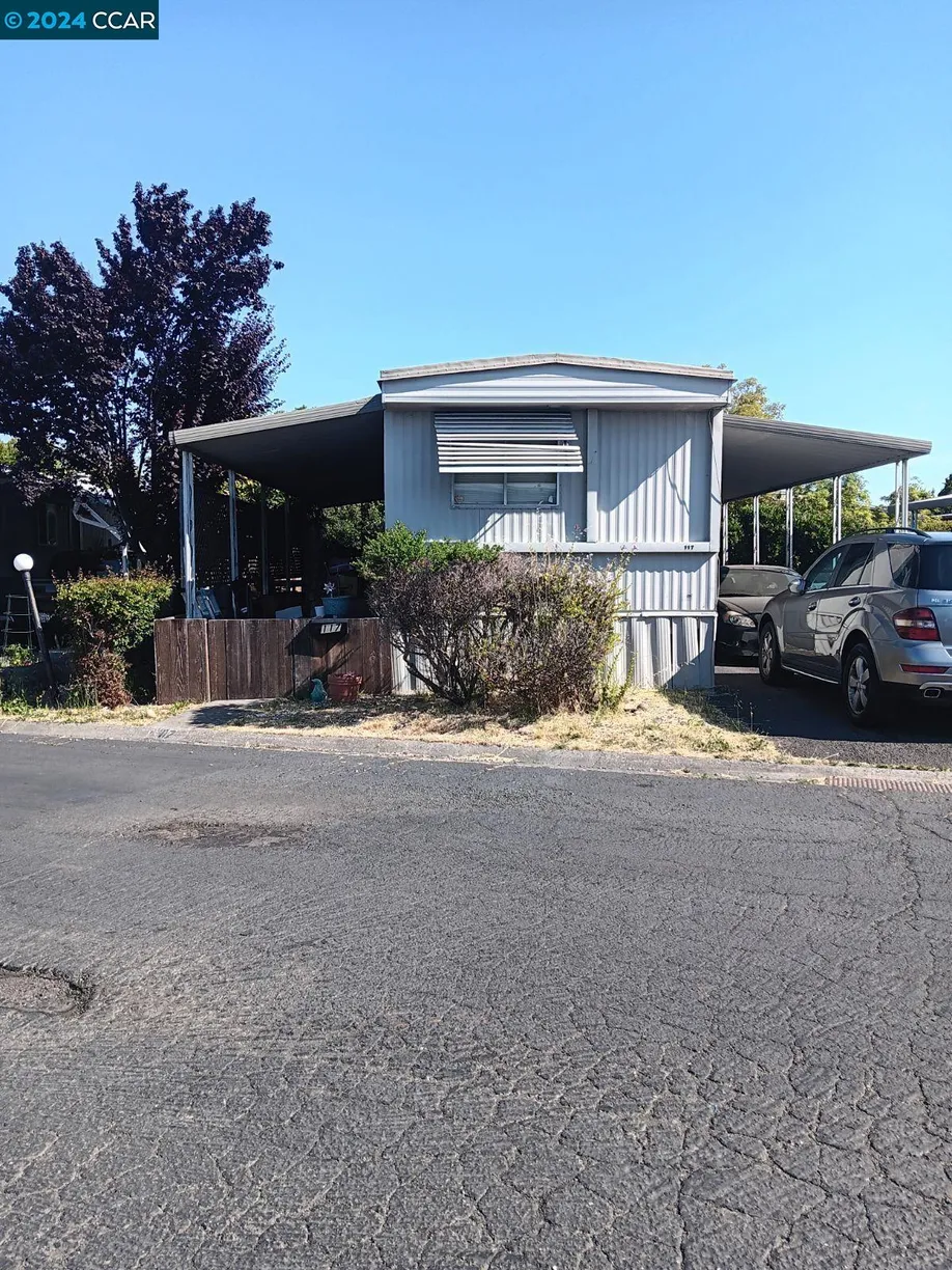 Northern California Real Estate | View American Canyon, 117 | 2 Beds, 1 Bath