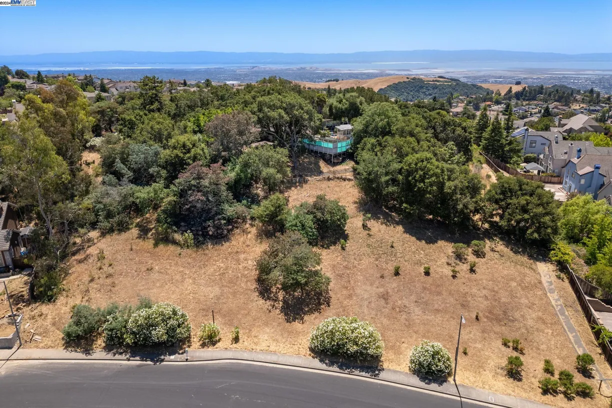 Northern California Real Estate | View Barn Rock Dr | Listing