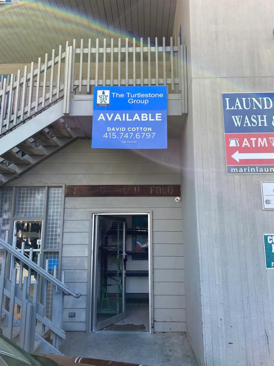 Northern California Real Estate | View Tiburon Blvd | Listing