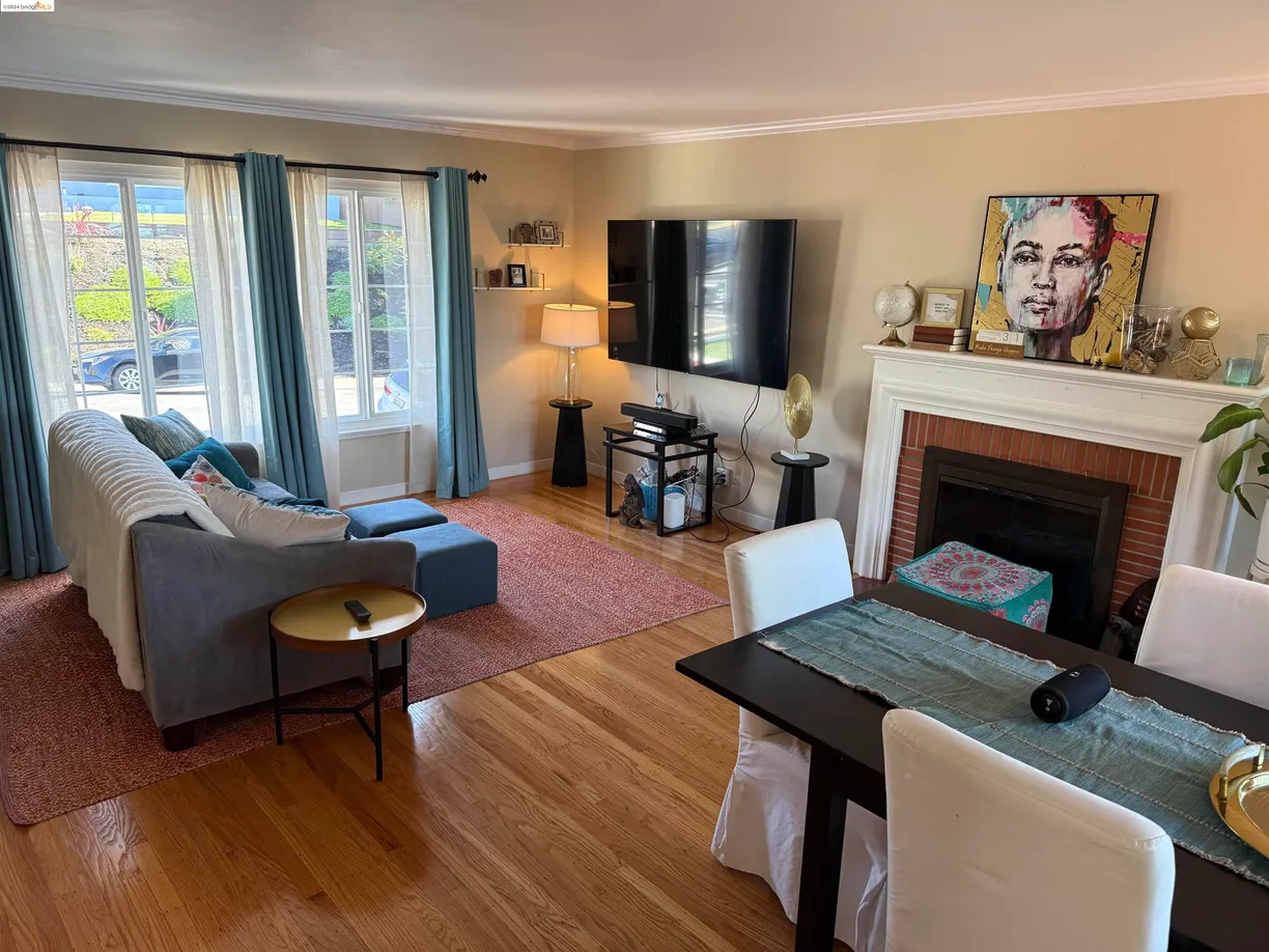 Northern California Real Estate | View Anson Way | Listing