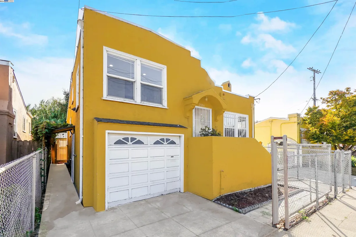 Northern California Real Estate | View 14Th Ave | 3 Beds, 2 Baths