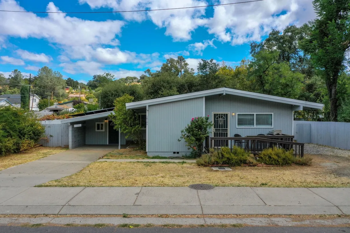 Northern California Real Estate | View 5Th Ave | 5 Beds, 3 Baths