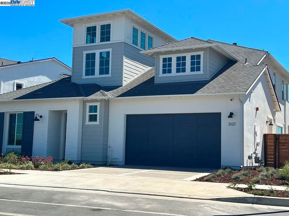 Northern California Real Estate | View Delta Coves Drive | 3 Beds, 3 Baths