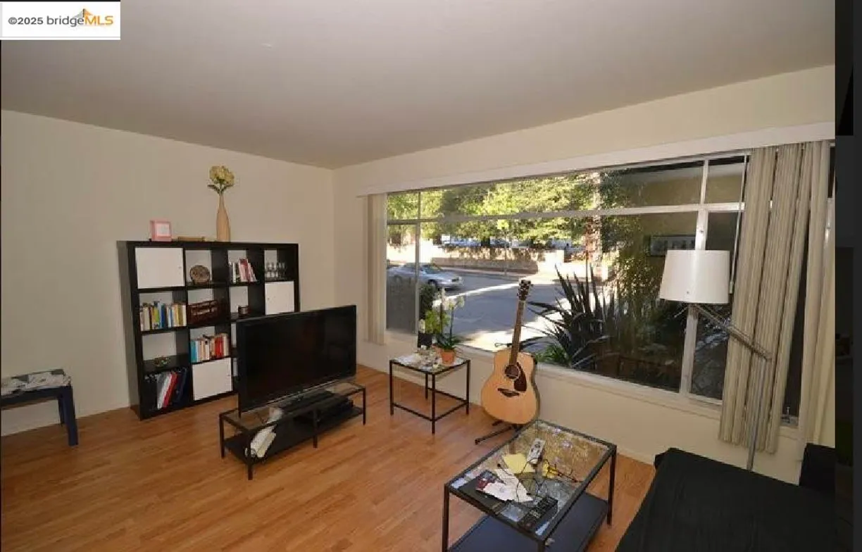 Northern California Real Estate | View WARRING ST, 104 | 2 Beds, 1 Bath