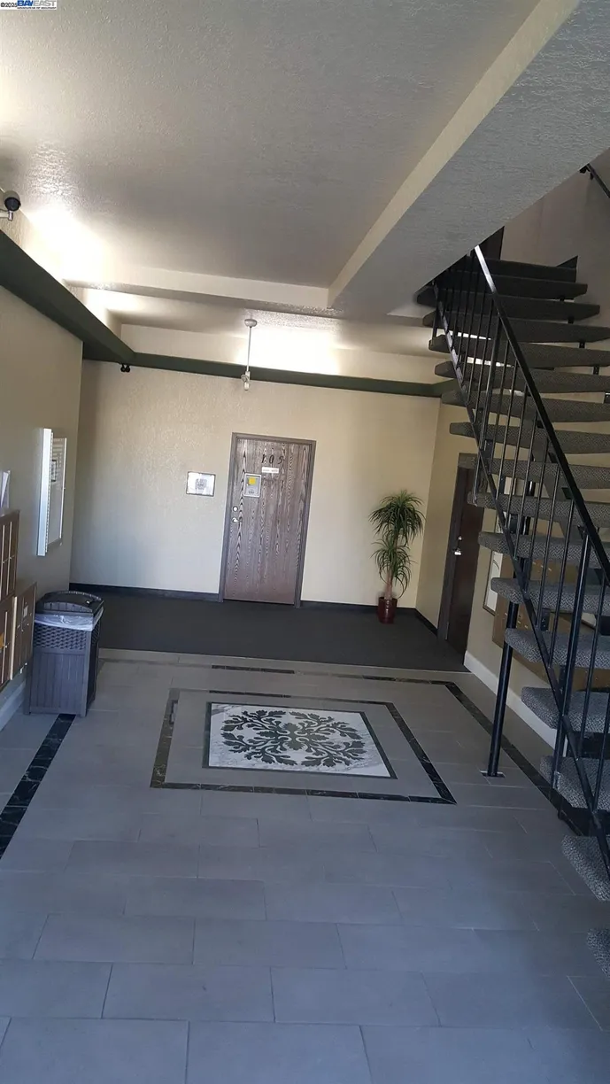 Northern California Real Estate | View 1St St Suite 210 | Listing