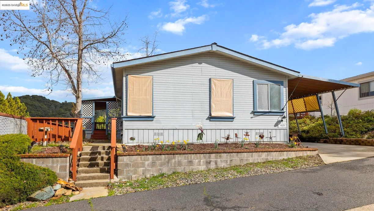 Northern California Real Estate | View  | 2 Beds, 2 Baths