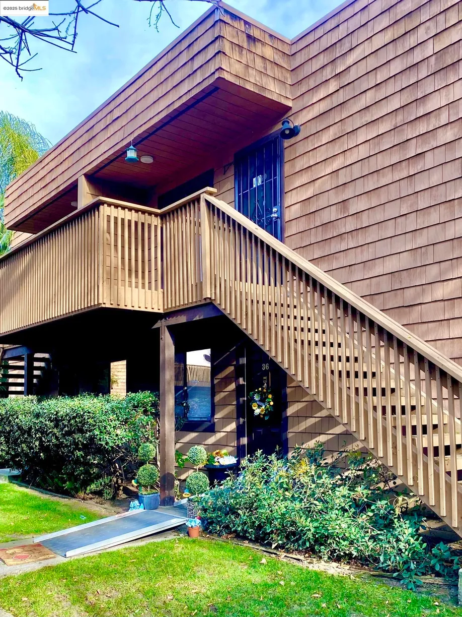 Northern California Real Estate | View Walters Way, 36 | 1 Bed, 1 Bath