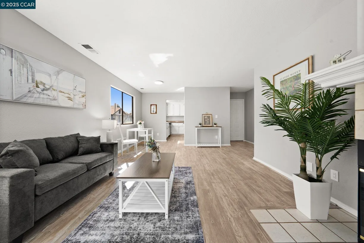 Northern California Real Estate | View Loreal Ter | 2 Beds, 2 Baths