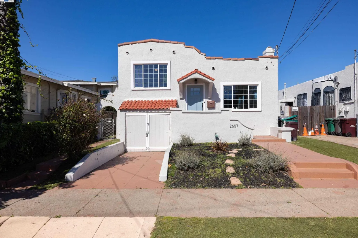 Northern California Real Estate | View 66Th Ave | 3 Beds, 2 Baths