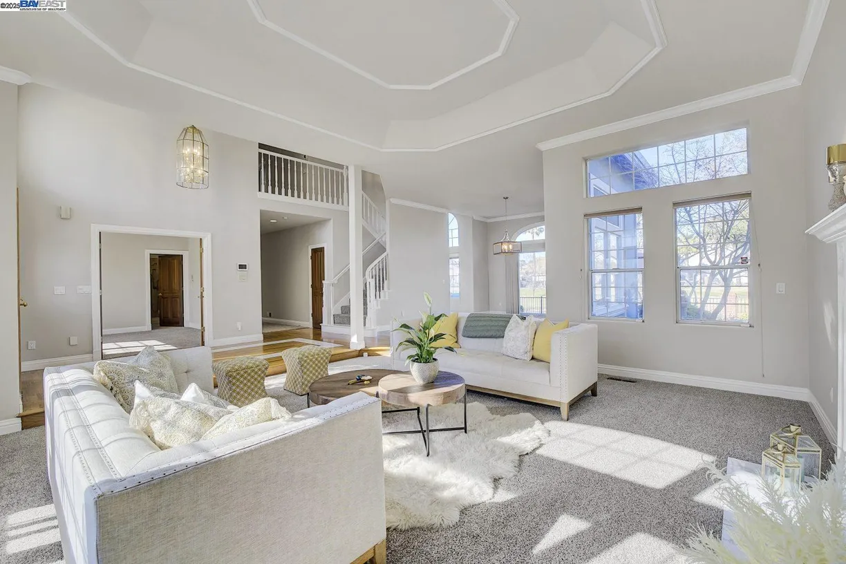 Northern California Real Estate | View Gateway Ct | Listing