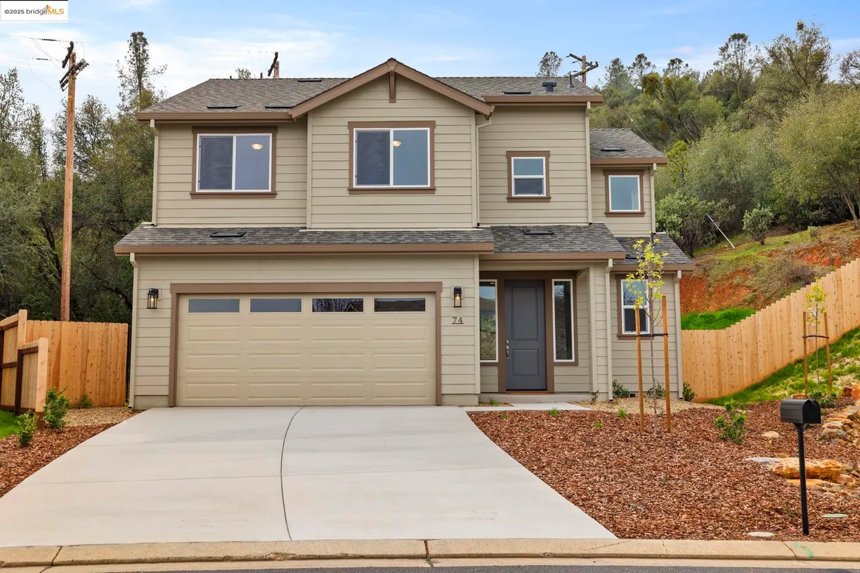 Northern California Real Estate | View Cottage Ct | 3 Beds, 2 Baths