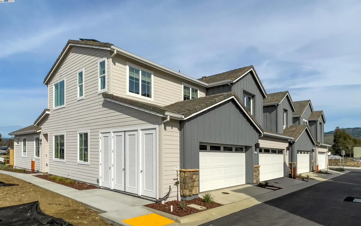Northern California Real Estate | View Compass Drive, 1703 | Listing