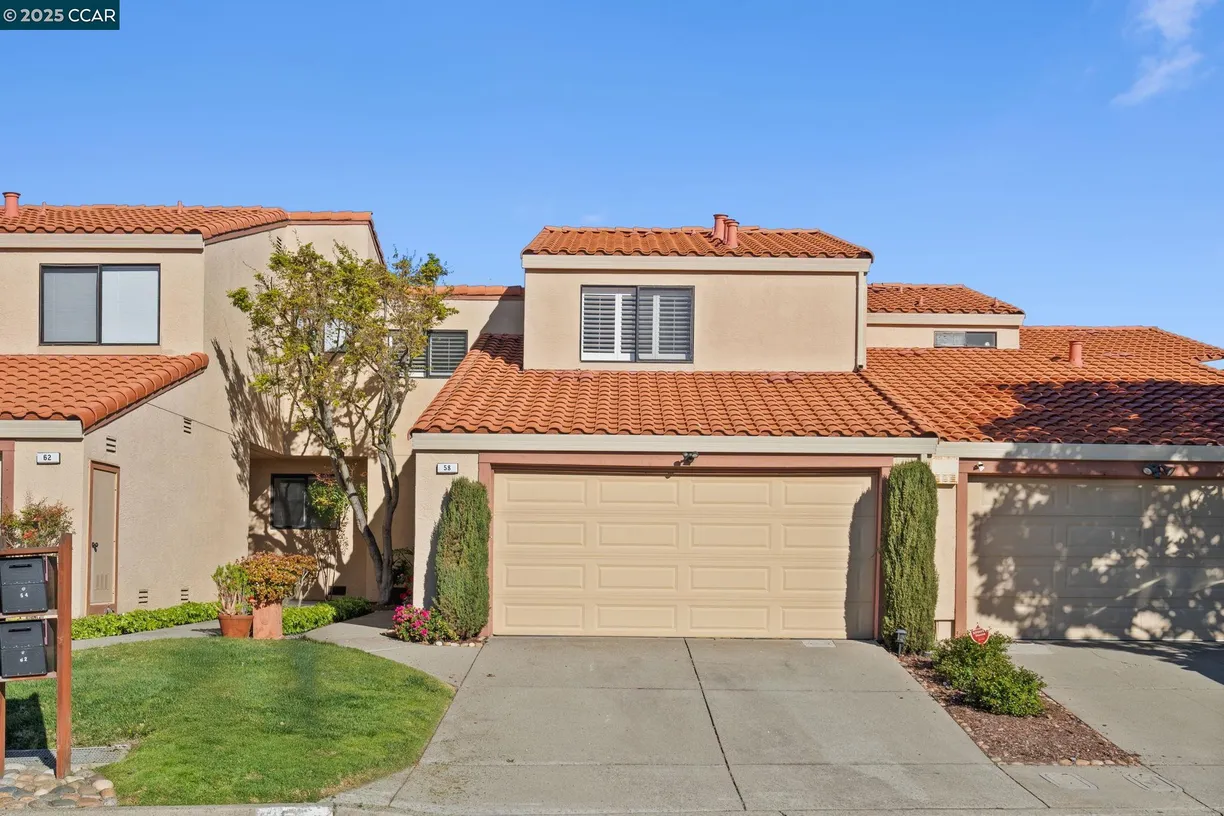 Northern California Real Estate | View Crystal Cir | 2 Beds, 1 Bath