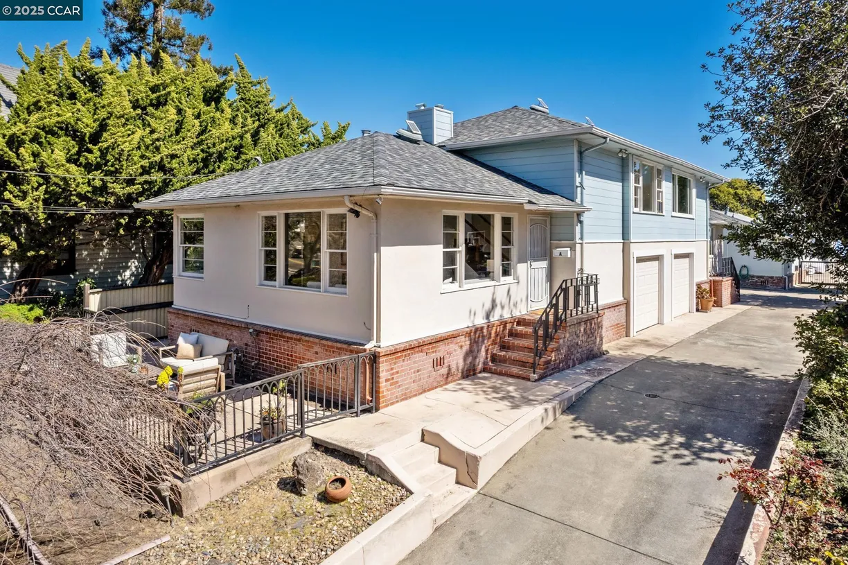 Northern California Real Estate | View Fernside Blvd | 4 Beds, 2 Baths