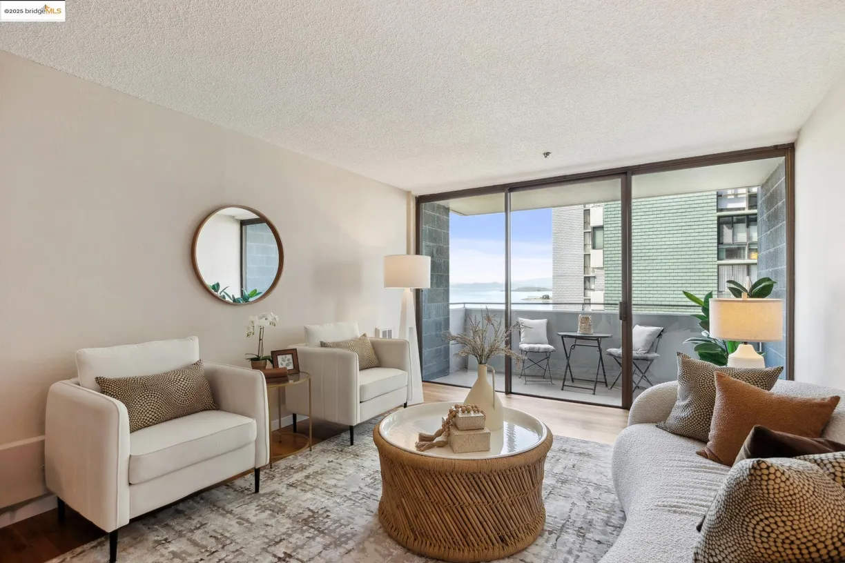 Northern California Real Estate | View Pierce St, 724C | 1 Bed, 1 Bath