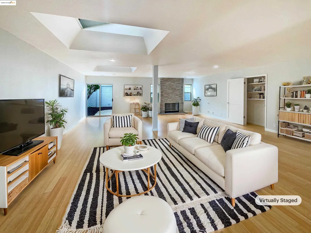 Northern California Real Estate | View Calle De Verde | Listing