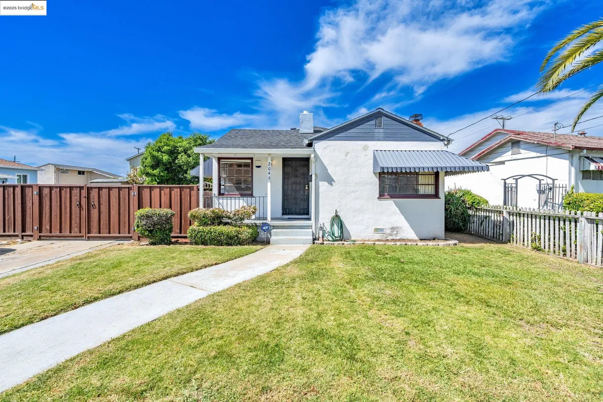 Northern California Real Estate | View Durant Ave | 3 Beds, 1 Bath