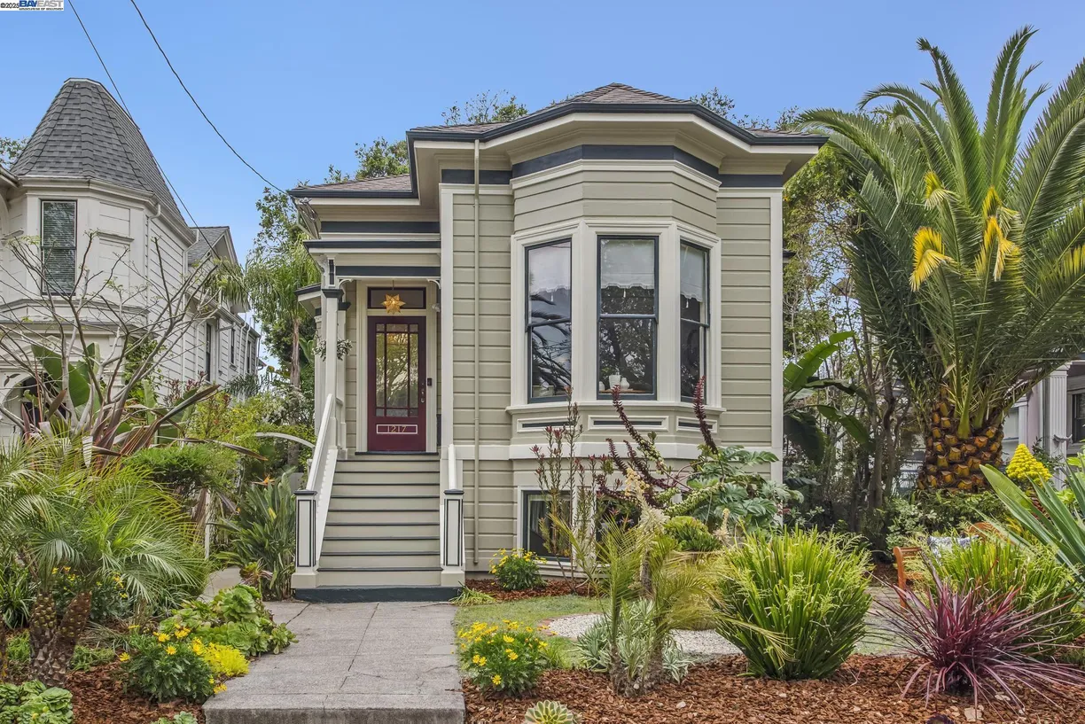 Northern California Real Estate | View Park Avenue | 4 Beds, 3 Baths