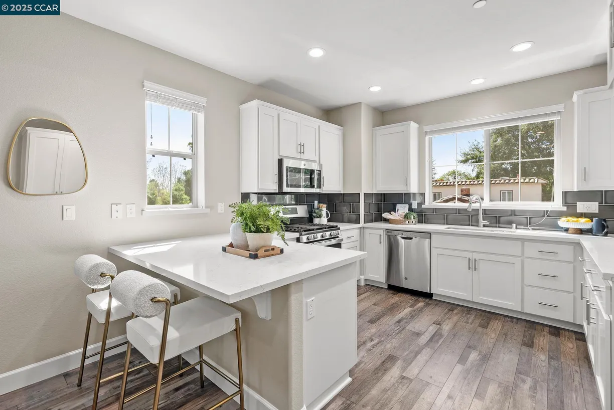 Northern California Real Estate | View Enclave Pl. | 3 Beds, 3 Baths