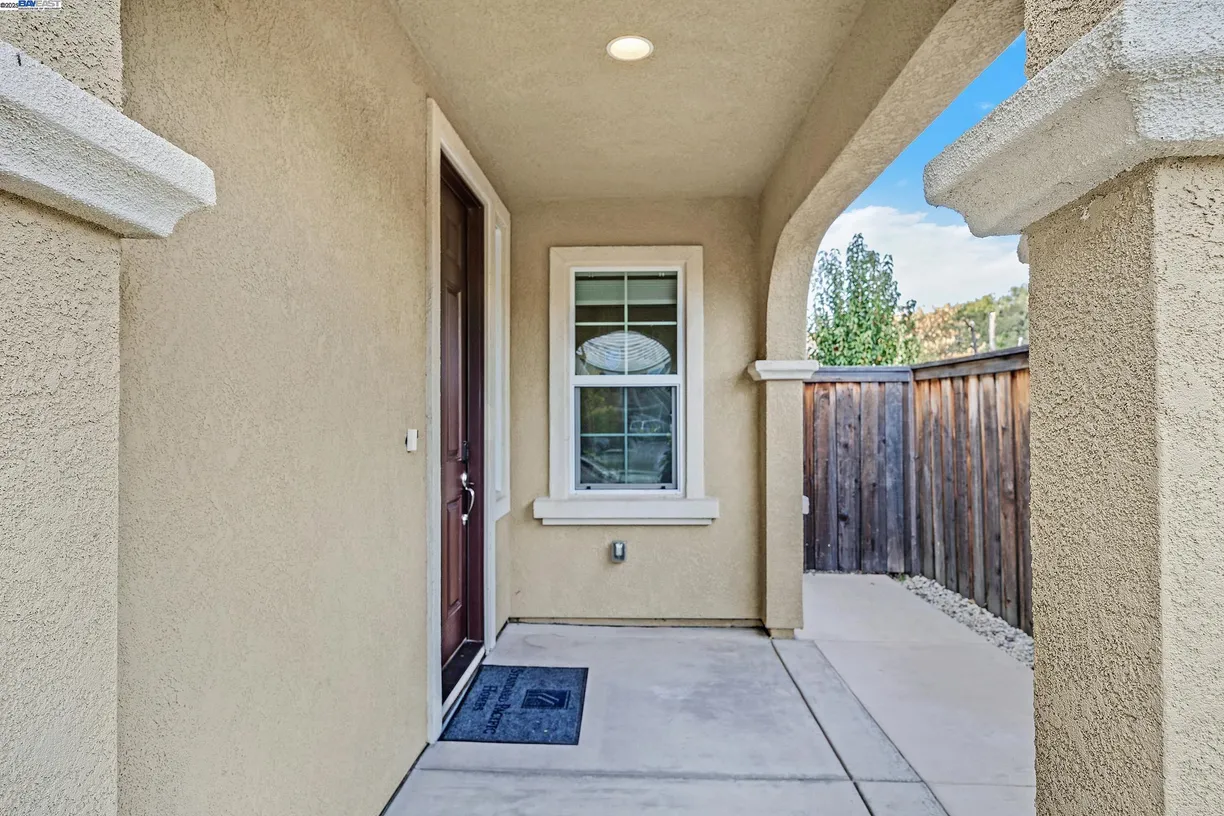 Northern California Real Estate | View Hummingbird Lane | Listing