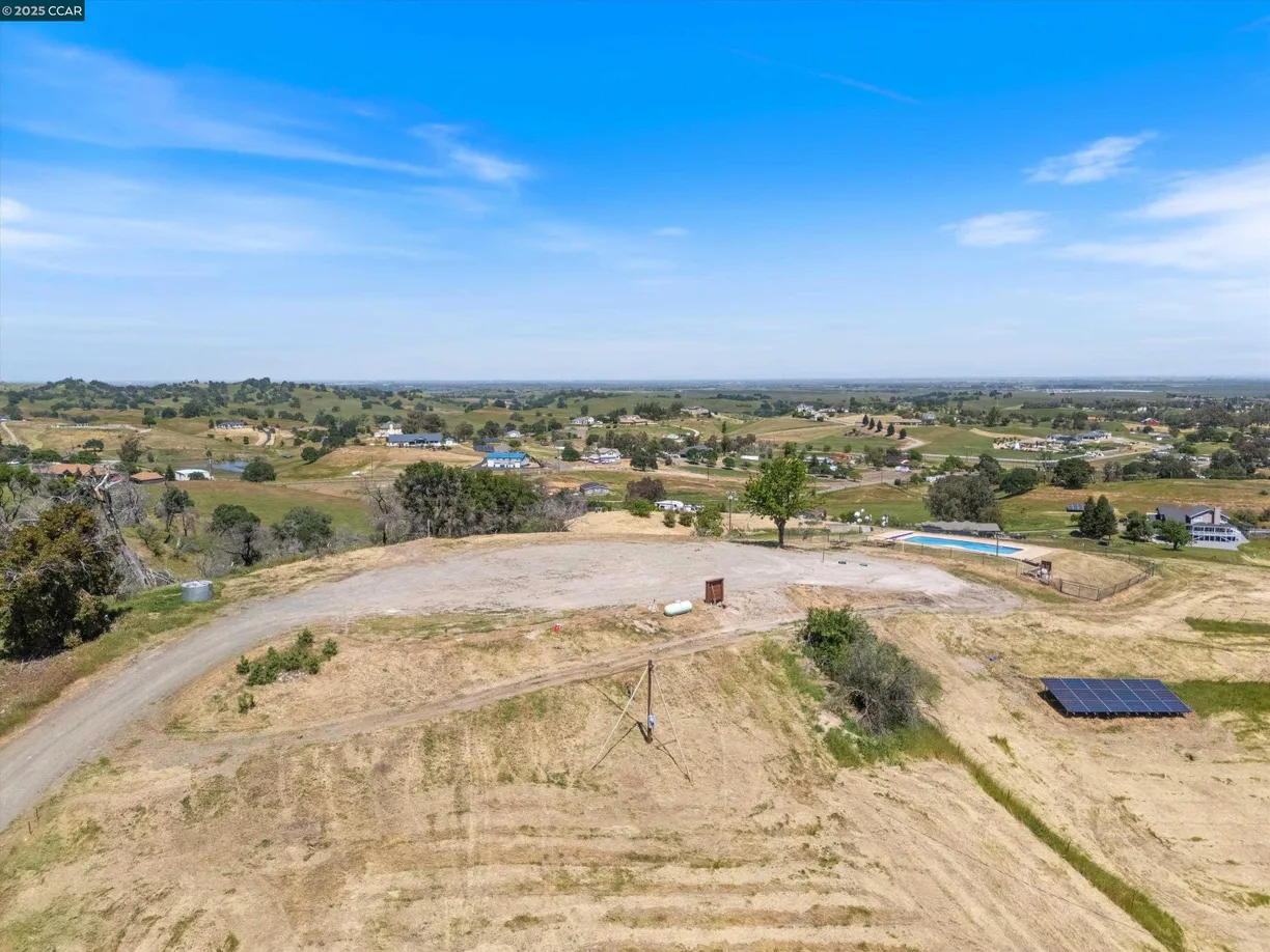 Northern California Real Estate | View W Ranch Lane | Listing