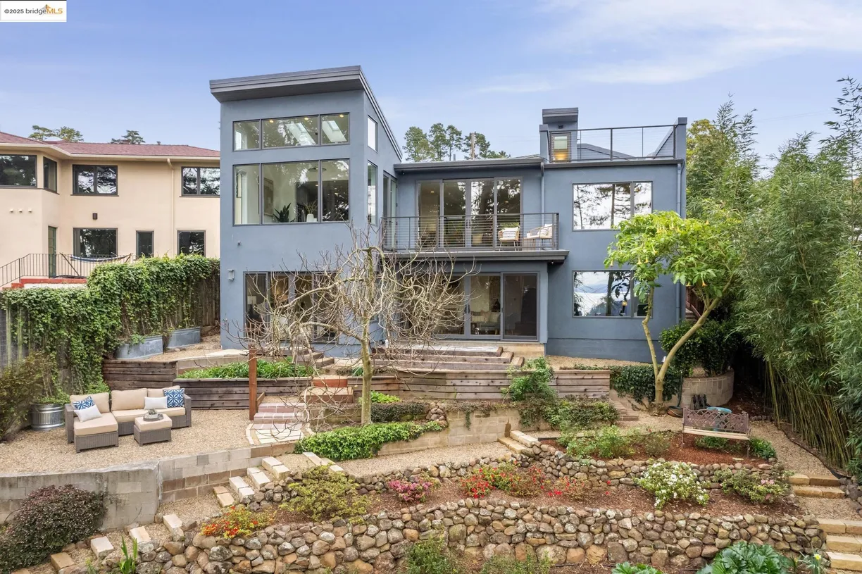 Northern California Real Estate | View Kerr Avenue | 4 Beds, 3 Baths