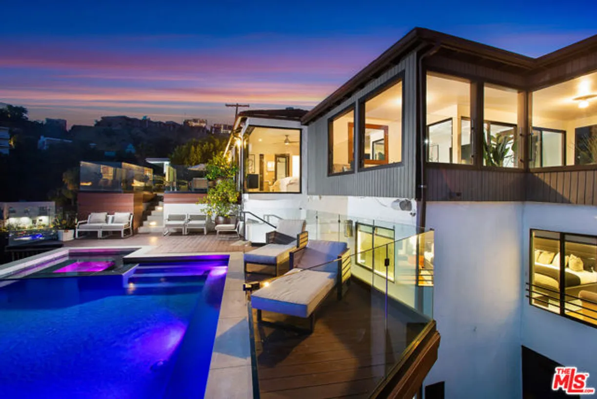Northern California Real Estate | View SUNSET PLAZA Drive | Listing