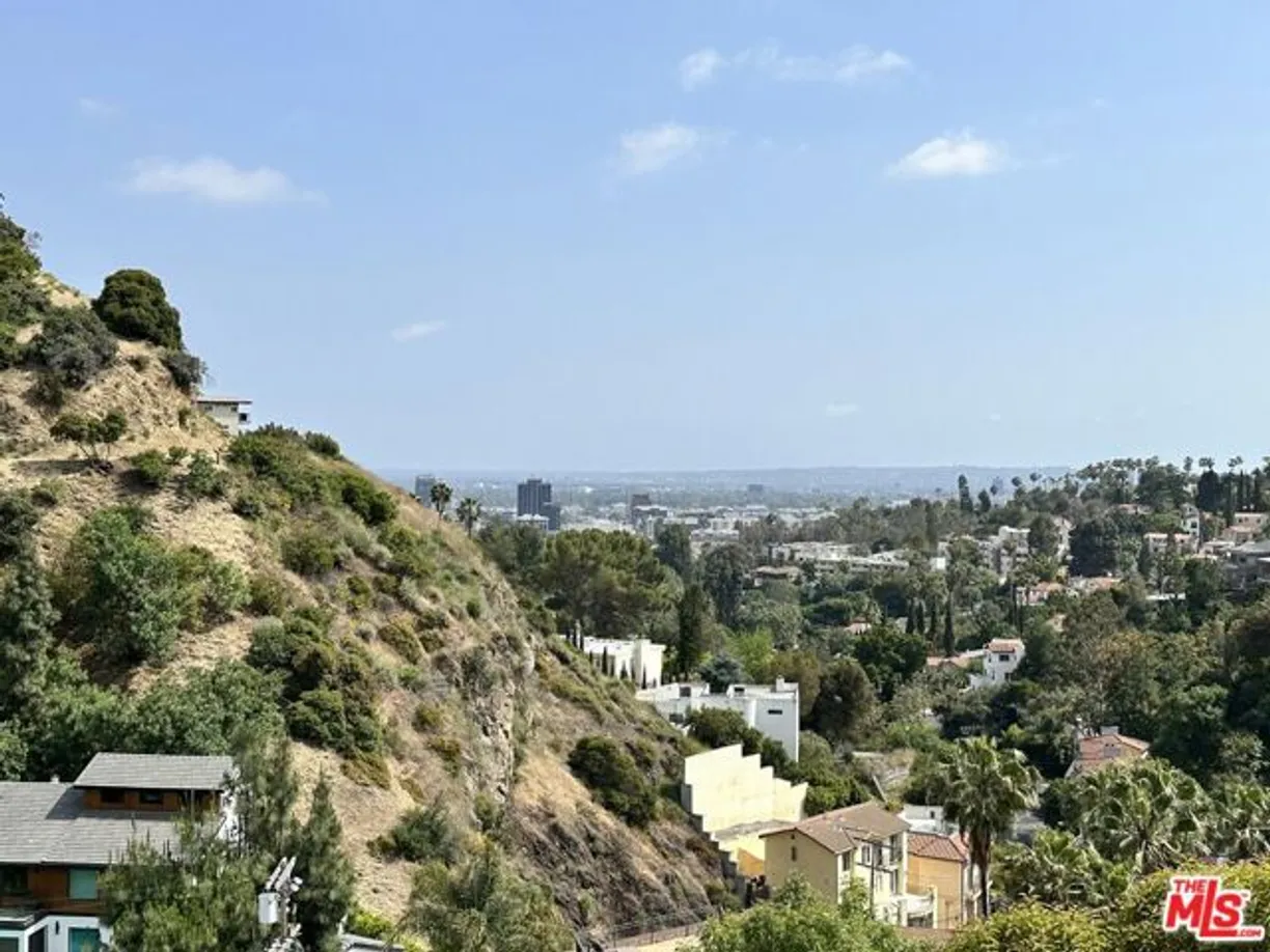 Northern California Real Estate | View La Rocha Drive