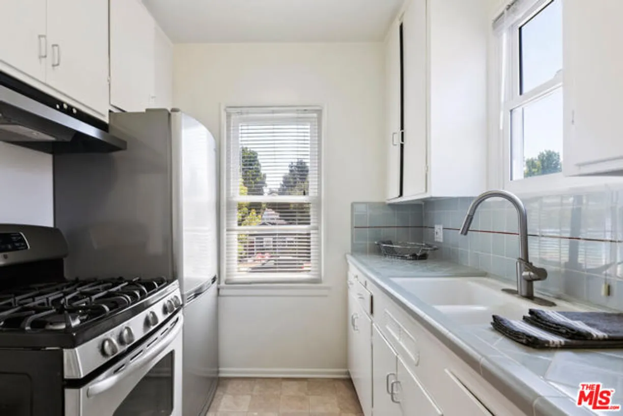 Northern California Real Estate | View Tujunga Avenue | Listing