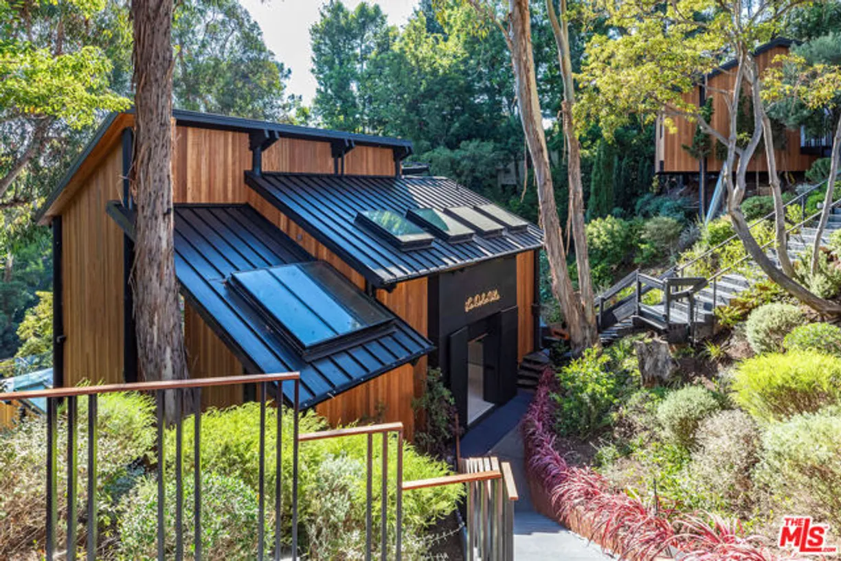 Northern California Real Estate | View Amalfi Drive | Listing