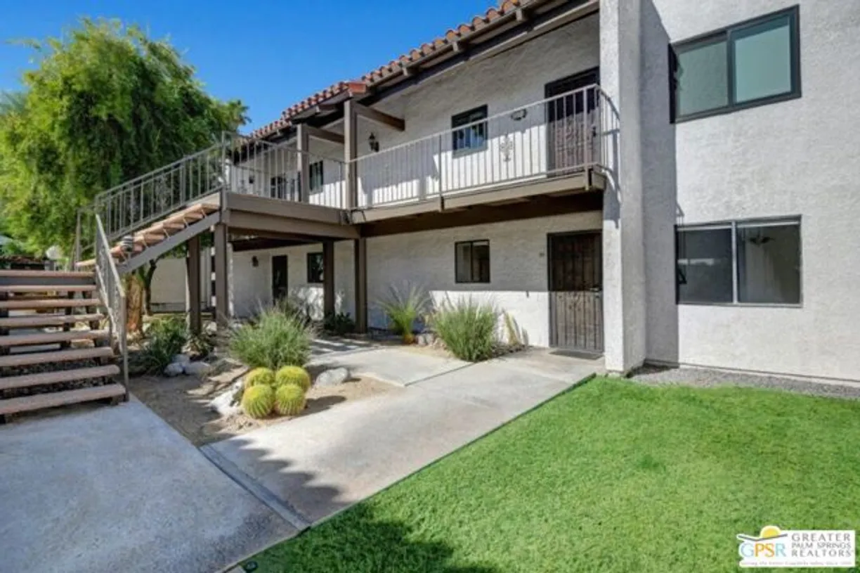 Northern California Real Estate | View San Jose Road, 50 | 2 Beds, 1 Bath