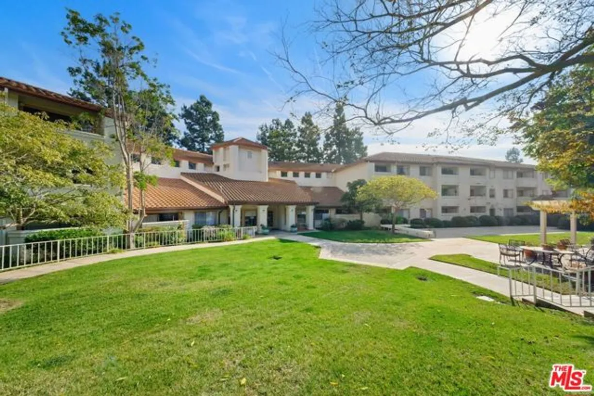 Northern California Real Estate | View Palisades Drive, 308 | Listing
