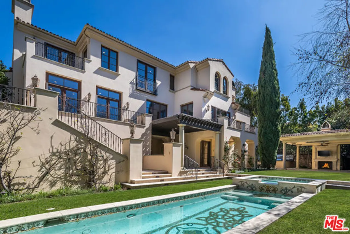 Northern California Real Estate | View Sheringham Lane | 7 Beds, 6 Baths