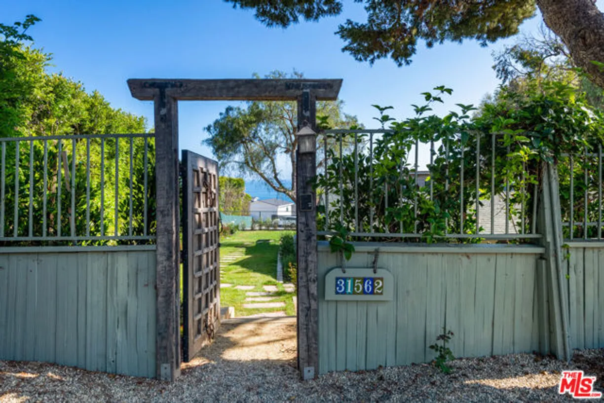 Northern California Real Estate | View Broad Beach Road | Listing