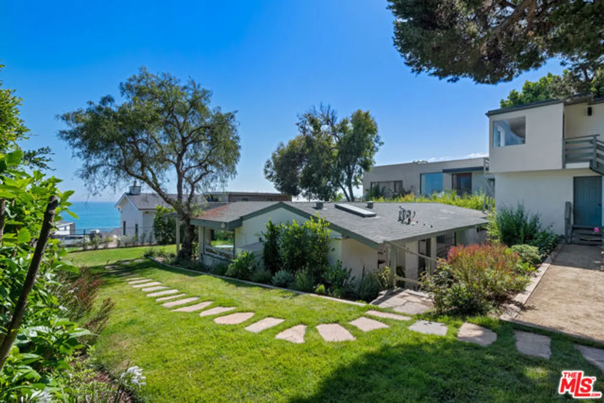 Northern California Real Estate | View Broad Beach Road | Listing