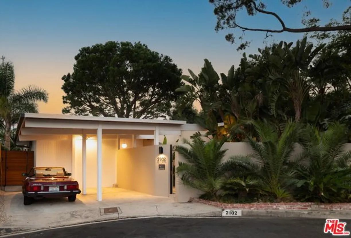 Northern California Real Estate | View Ridgemont Drive | 2 Beds, 2 Baths