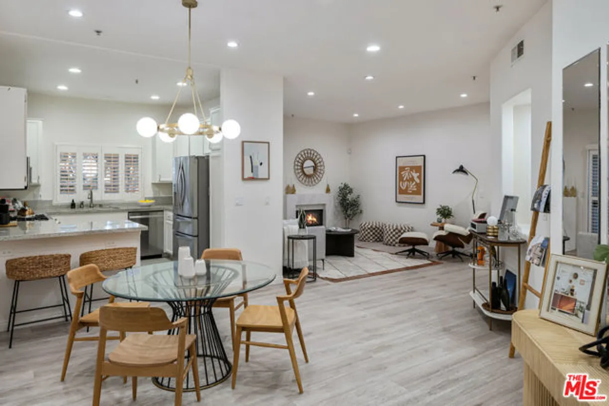 Northern California Real Estate | View Valley Spring Lane, 104 | 2 Beds, 2 Baths